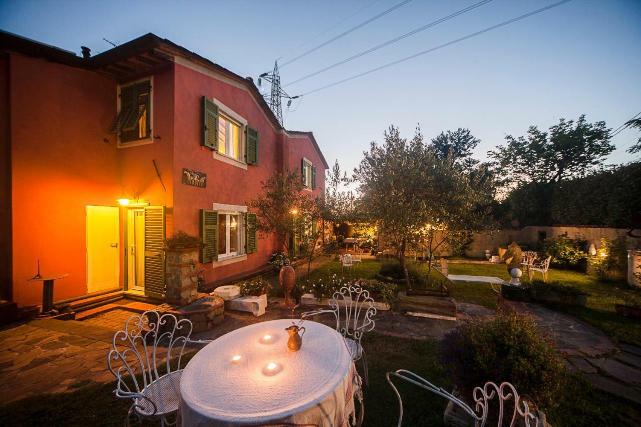 Bed And Breakfast Aurora ซาร์ซานา ภายนอก รูปภาพ
